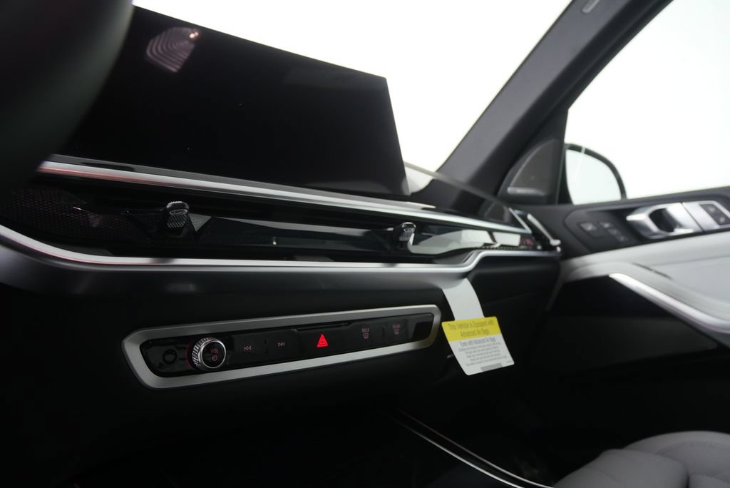 Certified 2026 BMW X5 xDrive40i w/ M Sport Package AWD/4WD image 20
