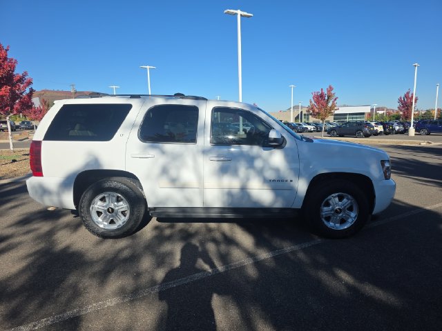 Used 2009 Chevrolet Tahoe LT RWD image 2