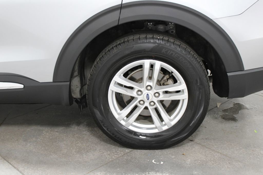 Used 2023 Ford Explorer XLT w/ Equipment Group 202A image 57