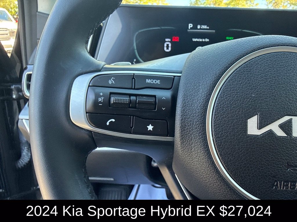 Used 2024 Kia Sportage EX AWD/4WD image 22