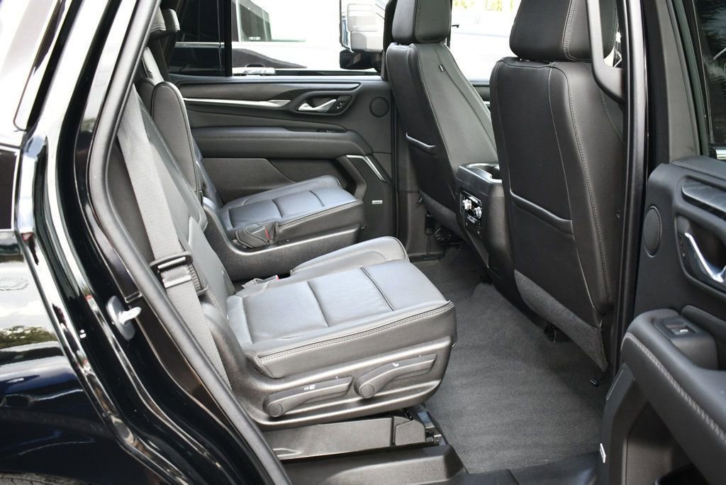 Used 2021 GMC Yukon Denali w/ Denali Premium Package image 55