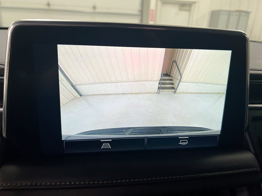 Used 2022 Chevrolet Tahoe LT AWD/4WD image 15