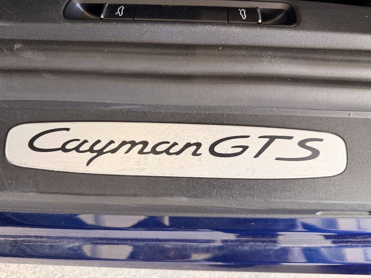 Used 2021 Porsche 718 Cayman GTS RWD image 27