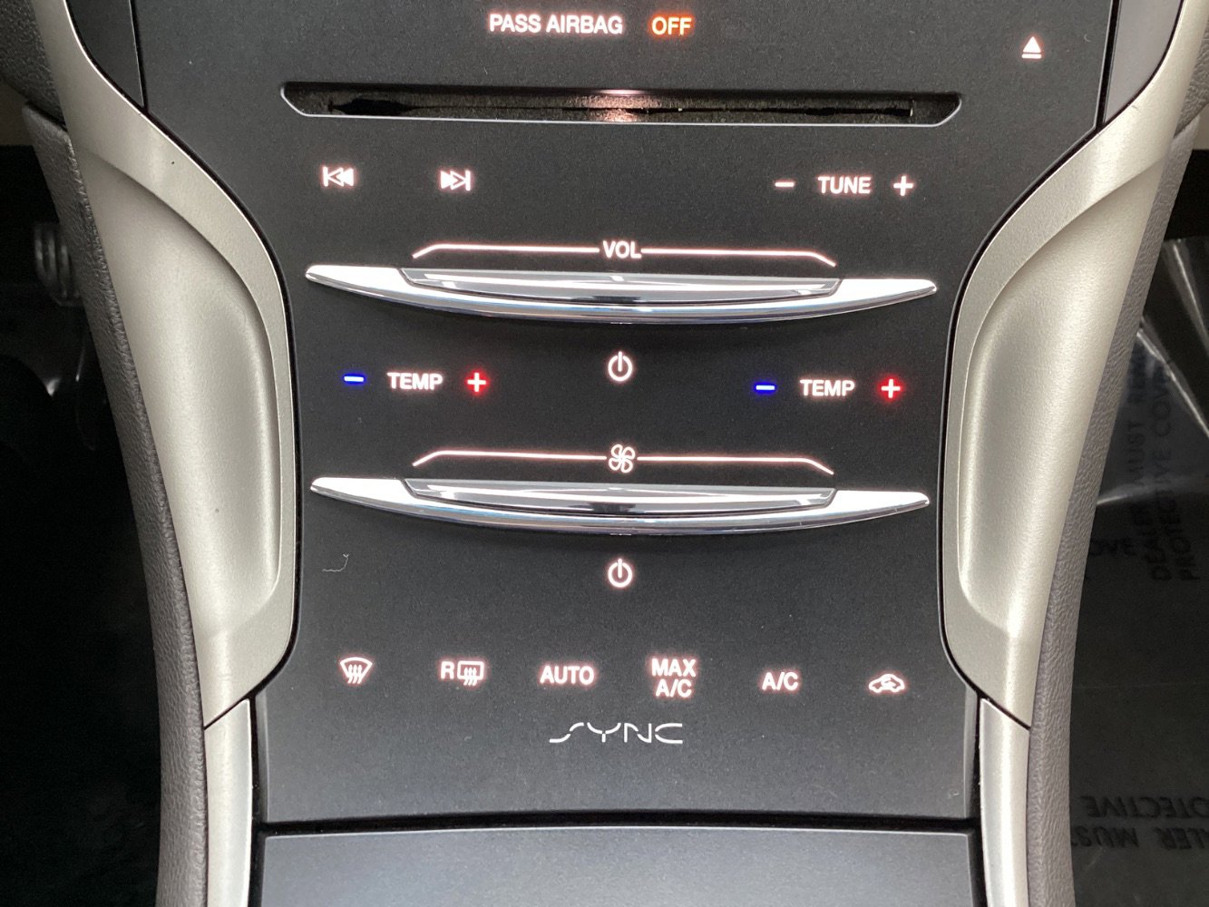 Used 2016 Lincoln MKZ Hybrid image 35