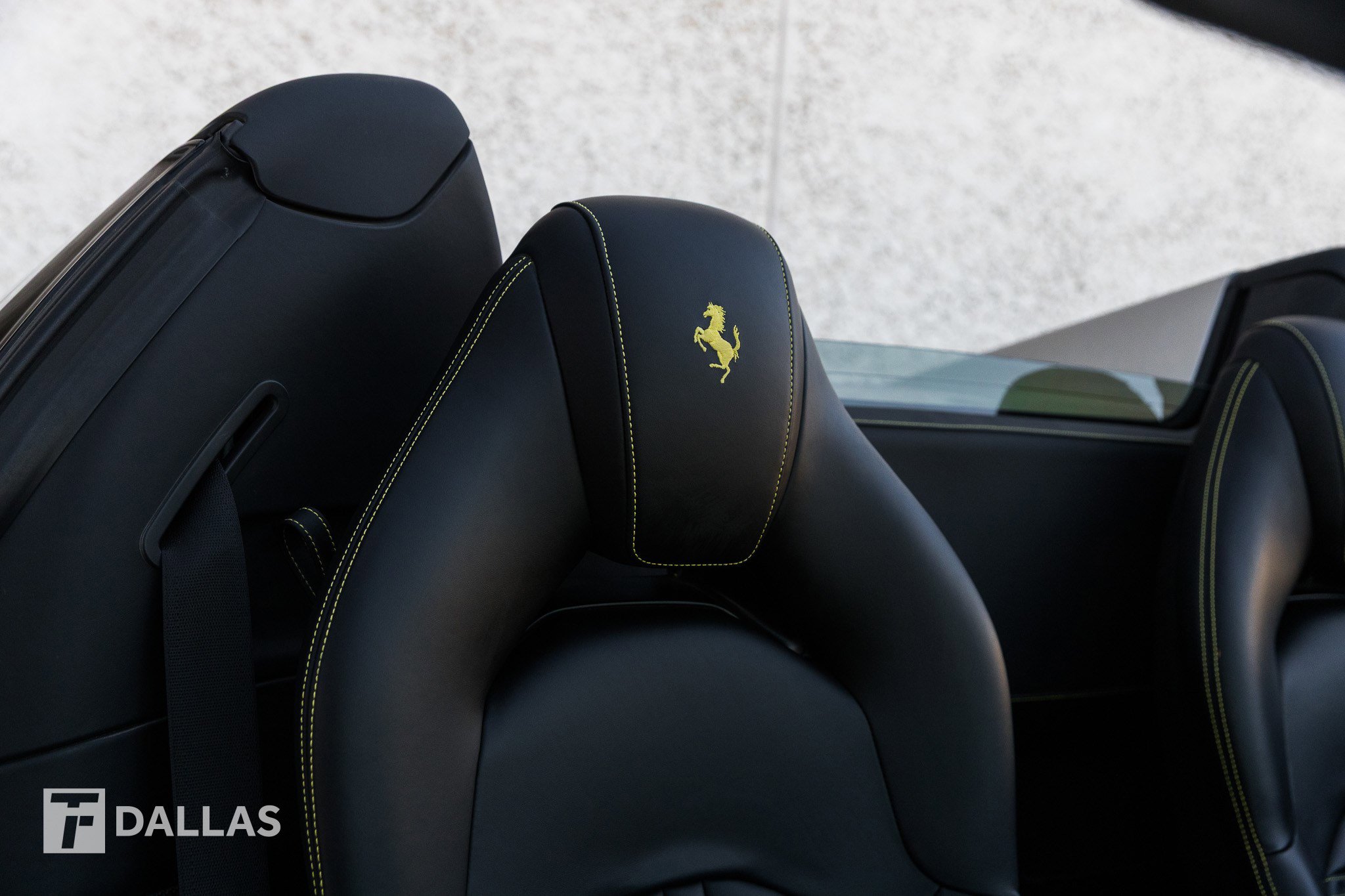 Used 2019 Ferrari 488 Spider image 37