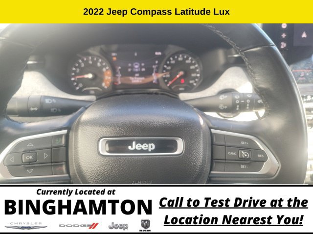 Used 2022 Jeep Compass Latitude AWD/4WD image 12