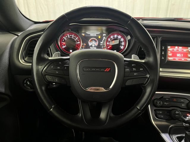 Used 2016 Dodge Challenger SXT RWD image 17