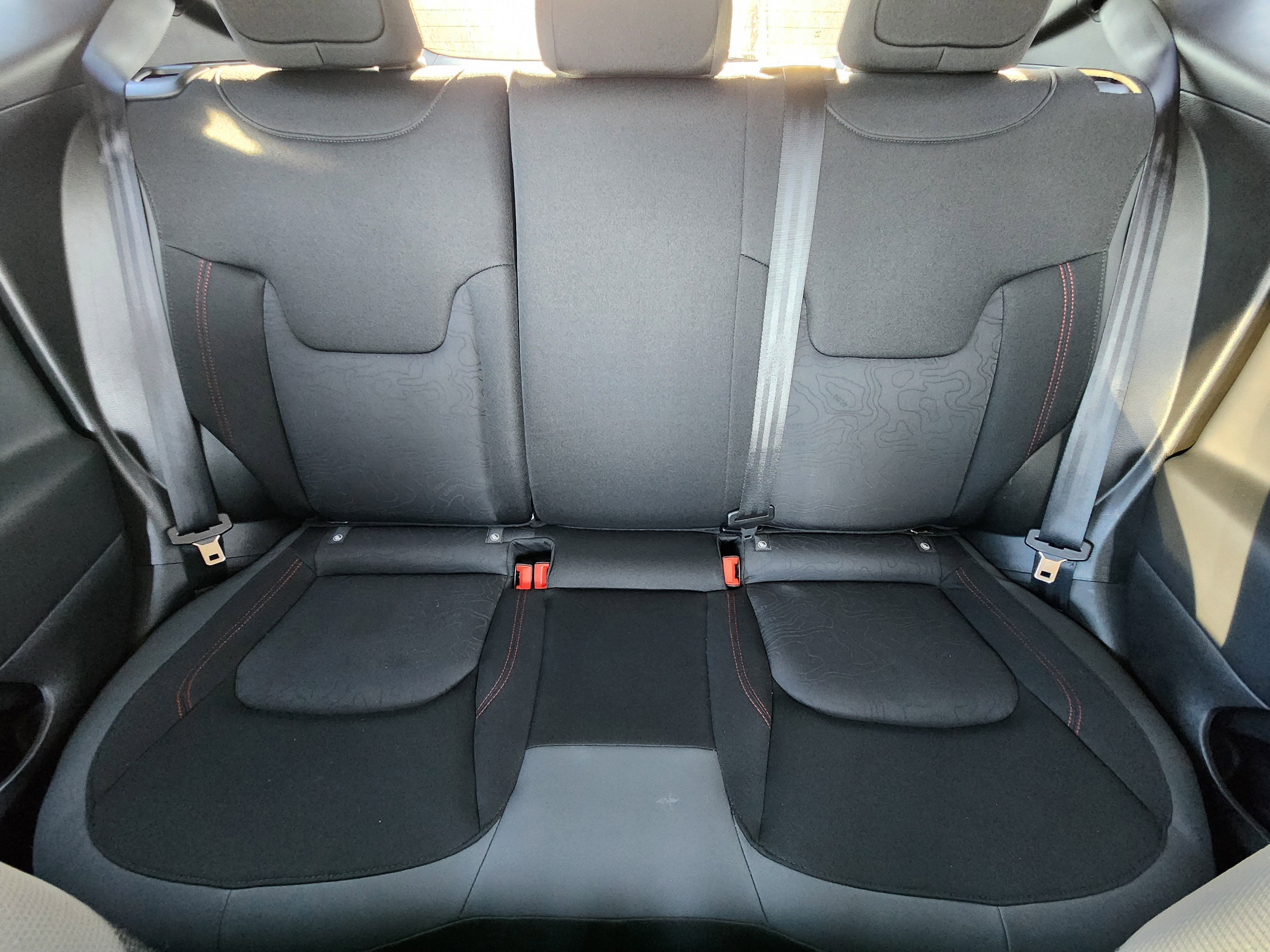 Used 2023 Jeep Renegade Trailhawk image 28