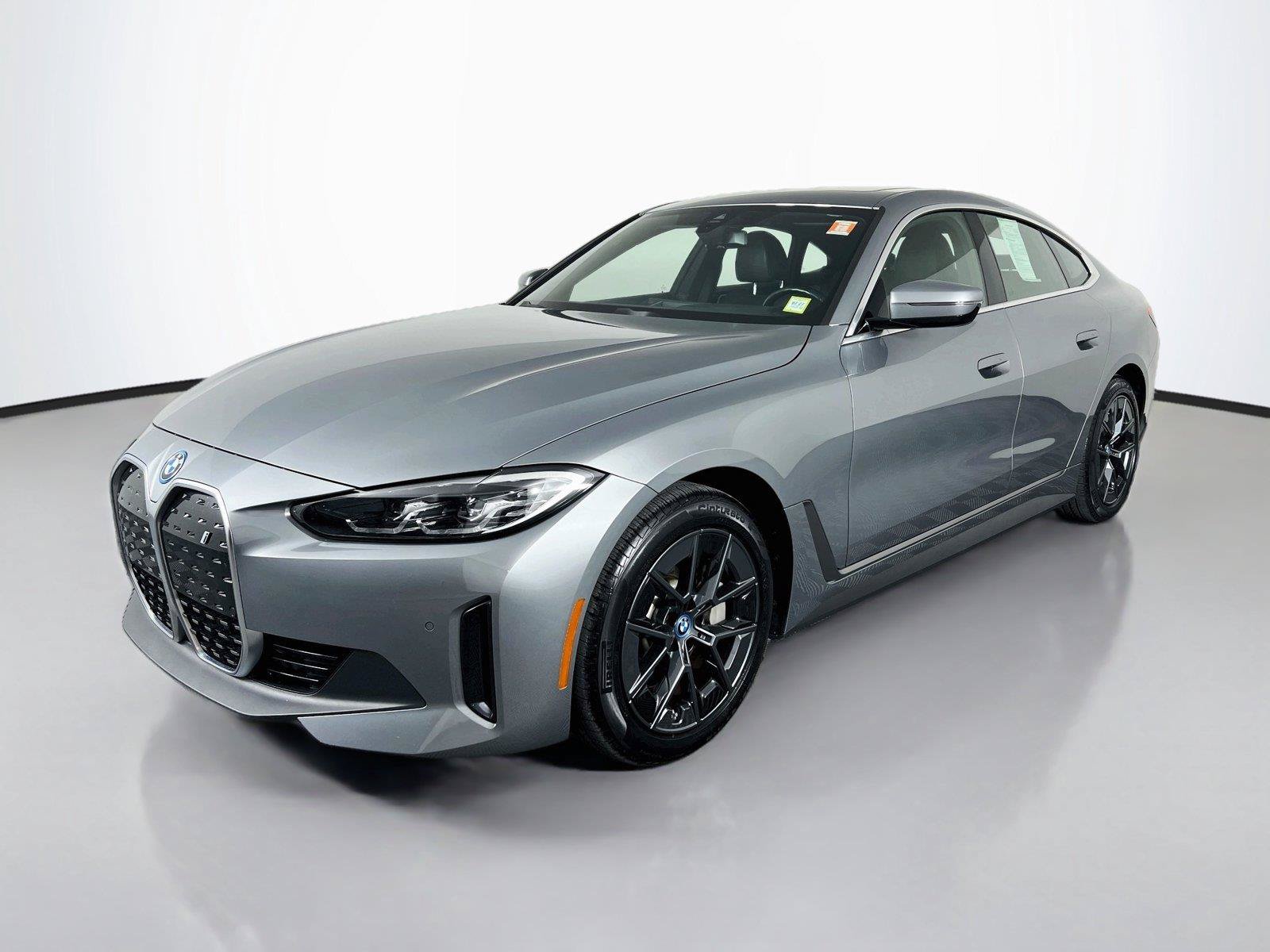 Used 2023 BMW i4 eDrive35 w/ Premium Package RWD image 2