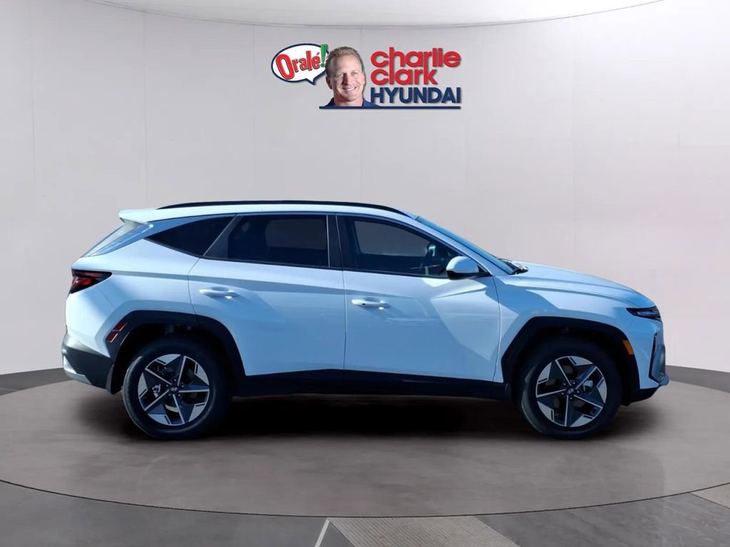 New 2026 Hyundai Tucson SEL image 6