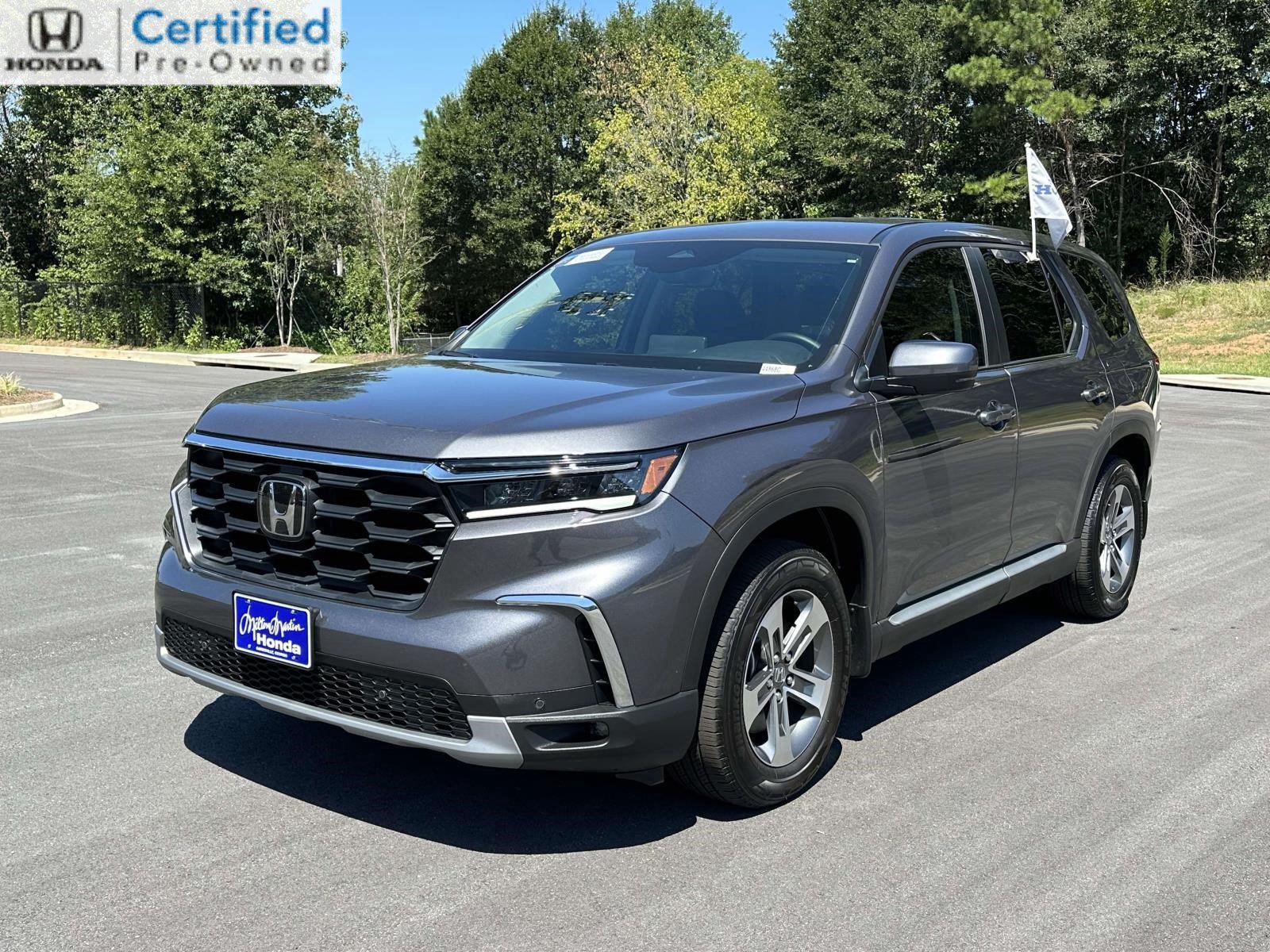 Certified 2025 Honda Pilot EX-L image 3