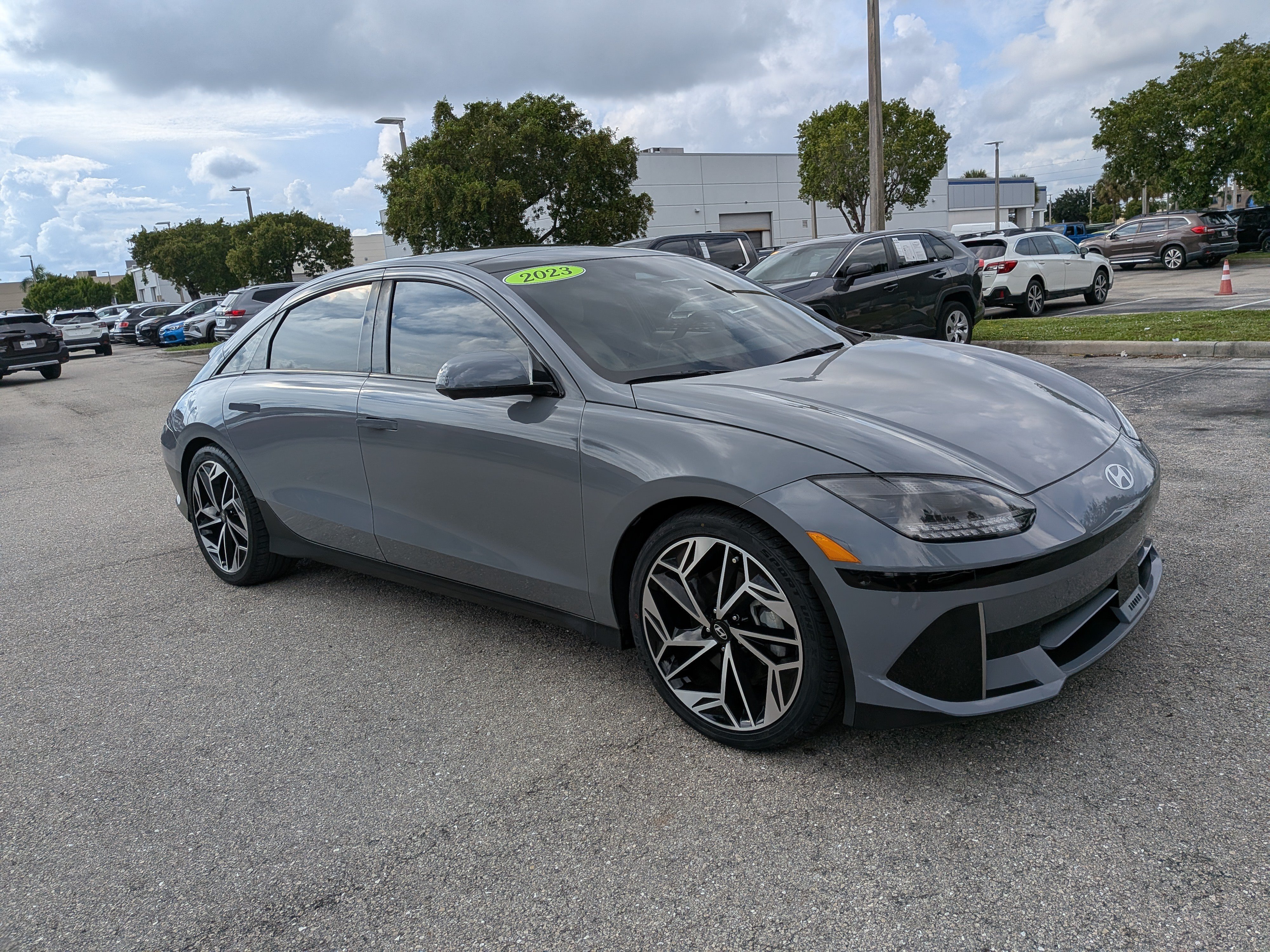 Used 2023 Hyundai Ioniq 6 Limited w/ Cargo Package RWD image 2