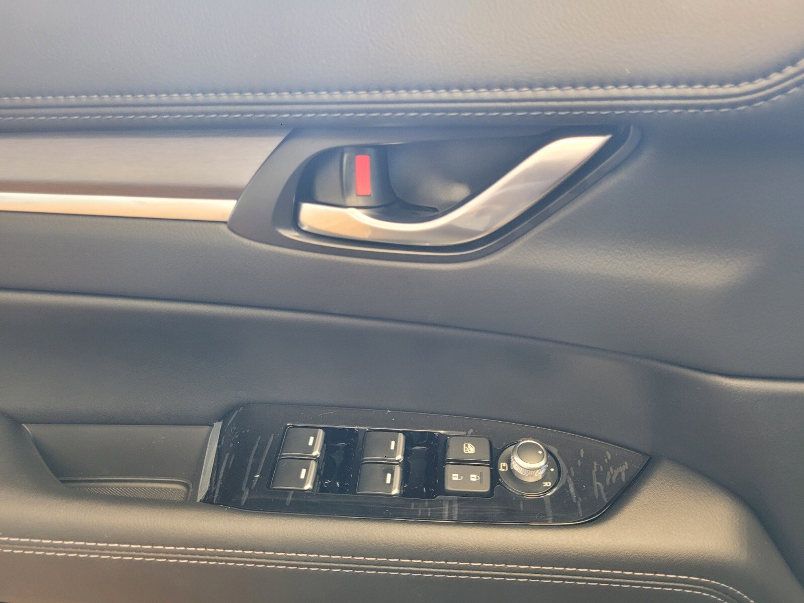 New 2025 MAZDA CX-5 AWD 2.5 S w/ Premium Plus Pkg image 23