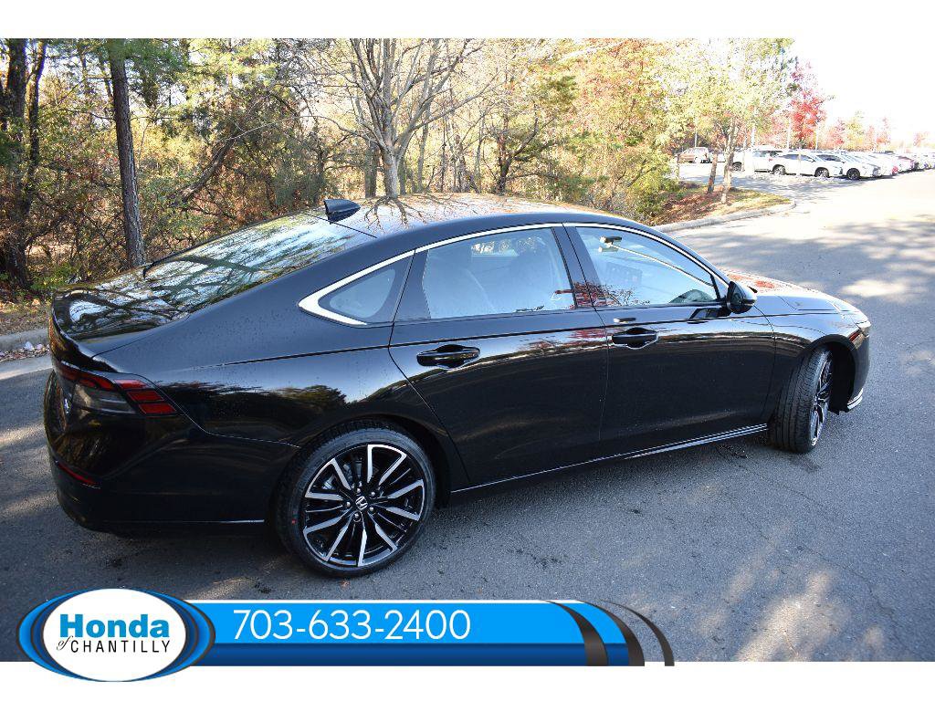 New 2025 Honda Accord Hybrid Touring image 11