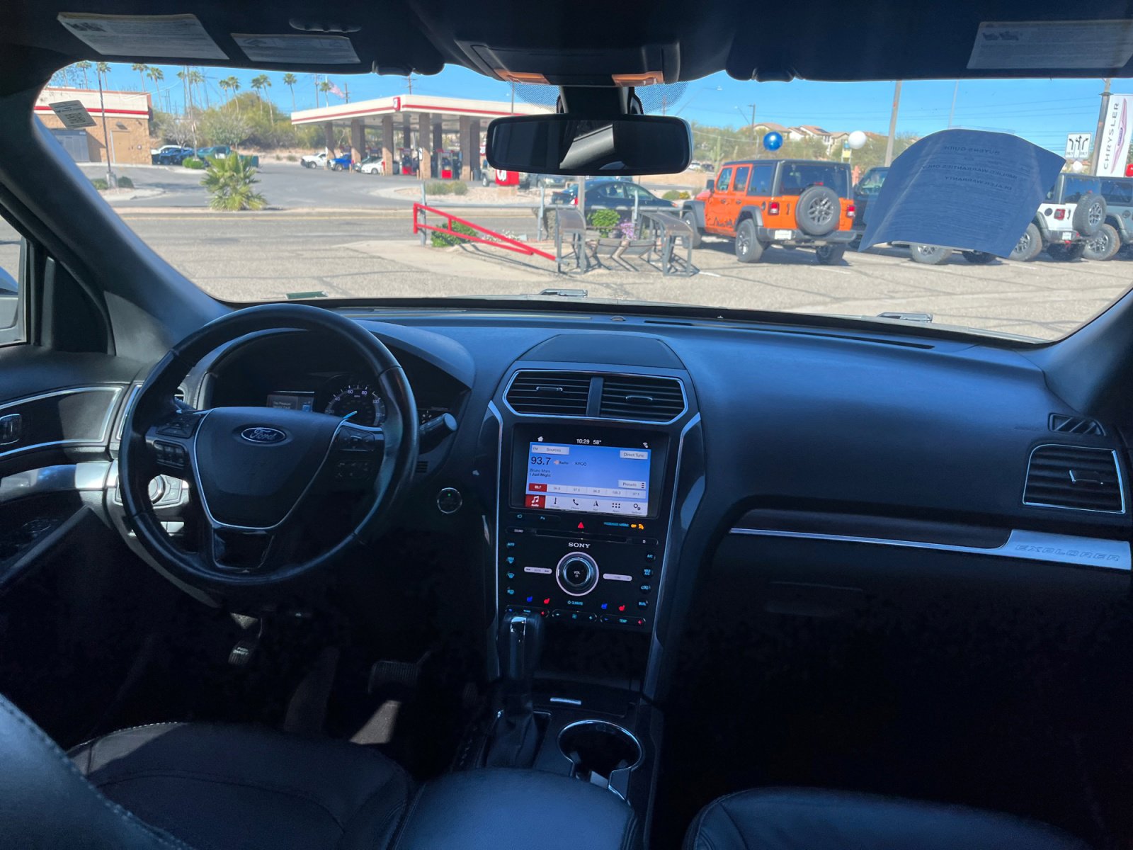 Used 2018 Ford Explorer Limited w/ Ford Safe & Smart Package image 20