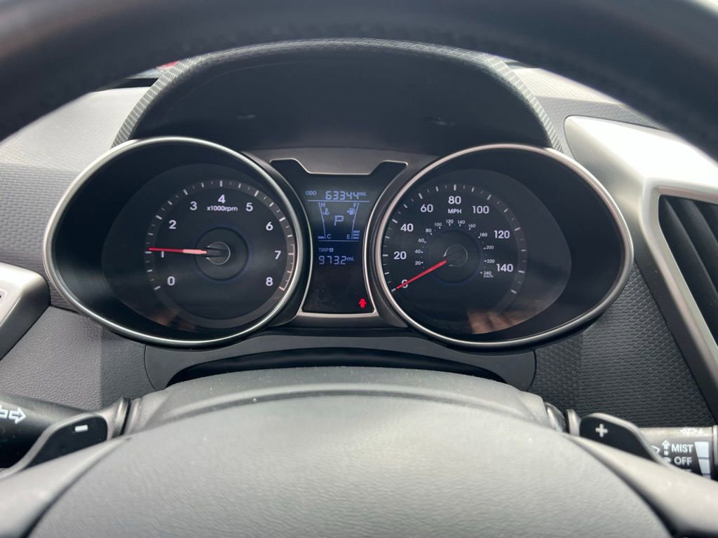 Used 2015 Hyundai Veloster Base w/ Option Group 03 image 19