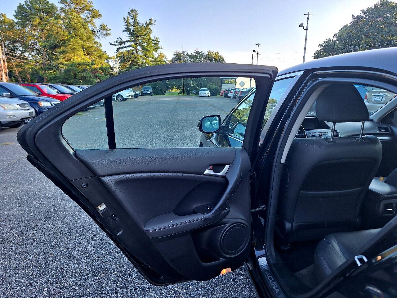 Used 2011 Acura TSX w/ Technology Package image 17