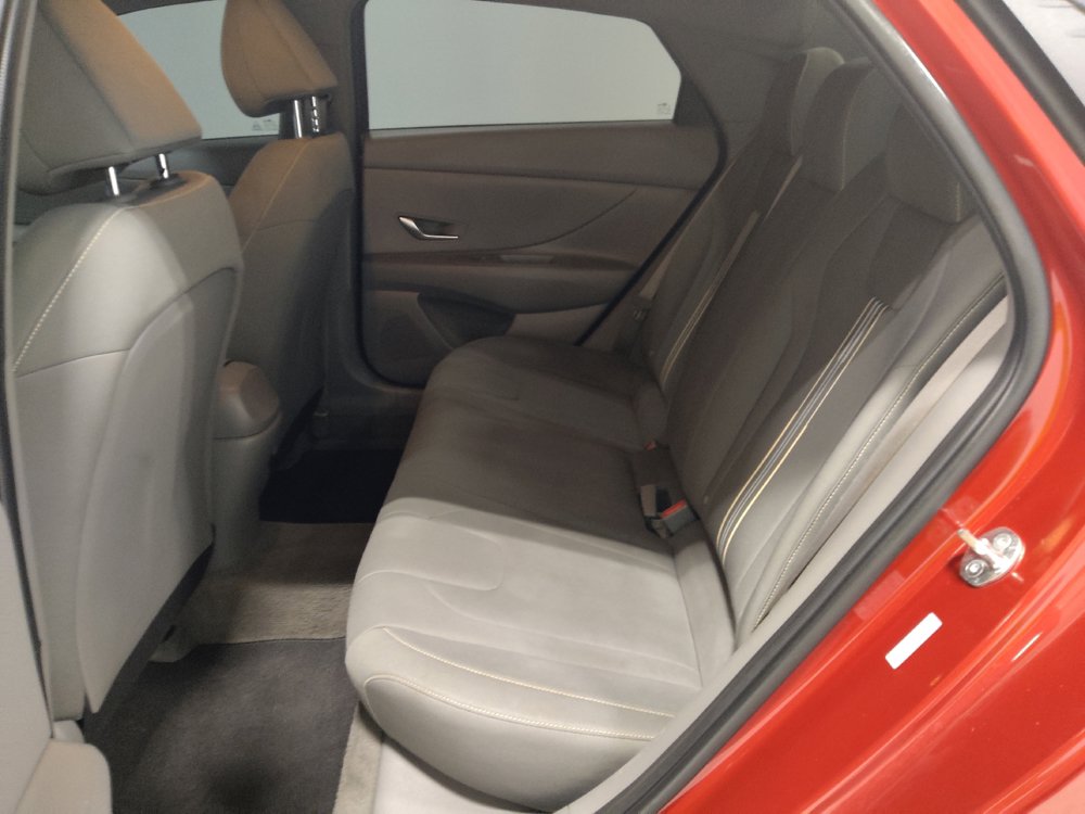 Used 2023 Hyundai Elantra SEL w/ Cargo Package FWD image 18