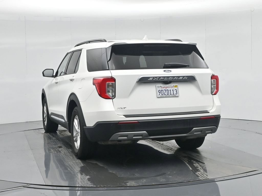 Certified 2022 Ford Explorer XLT w/ Equipment Group 202A image 35
