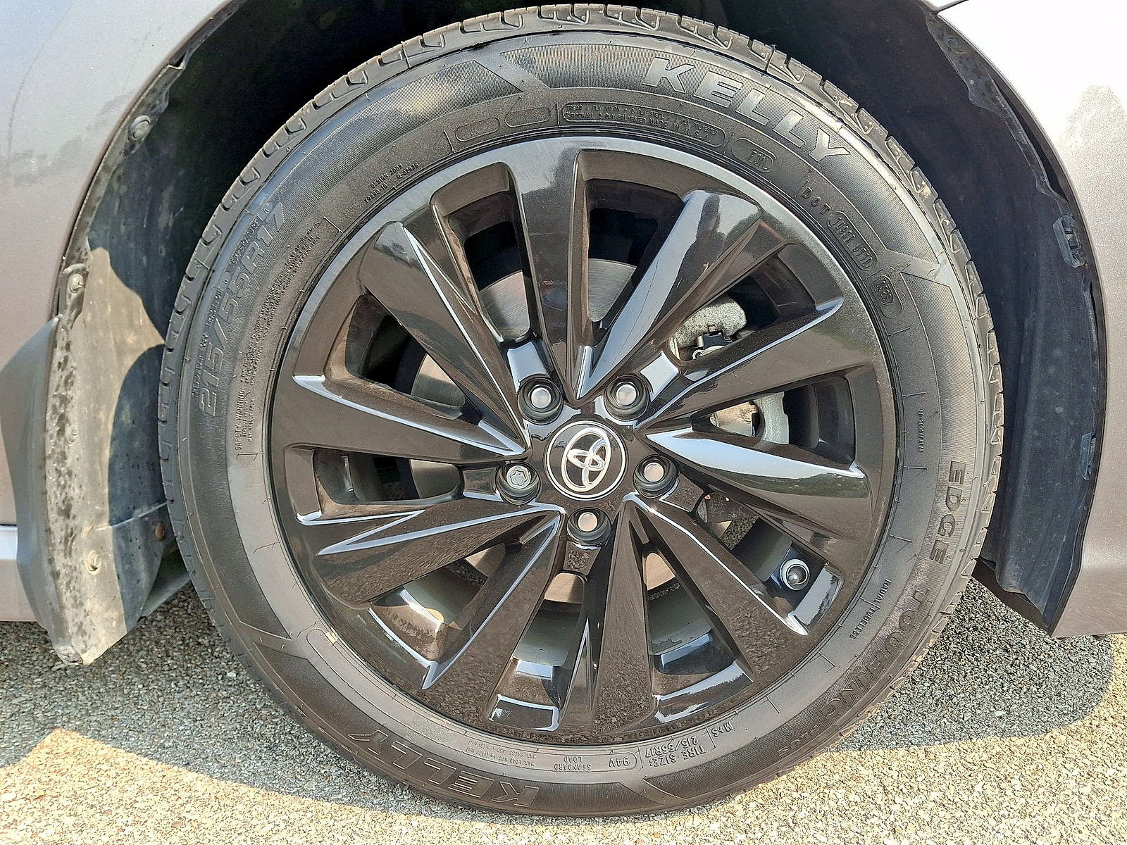 Used 2024 Toyota Camry SE FWD image 27