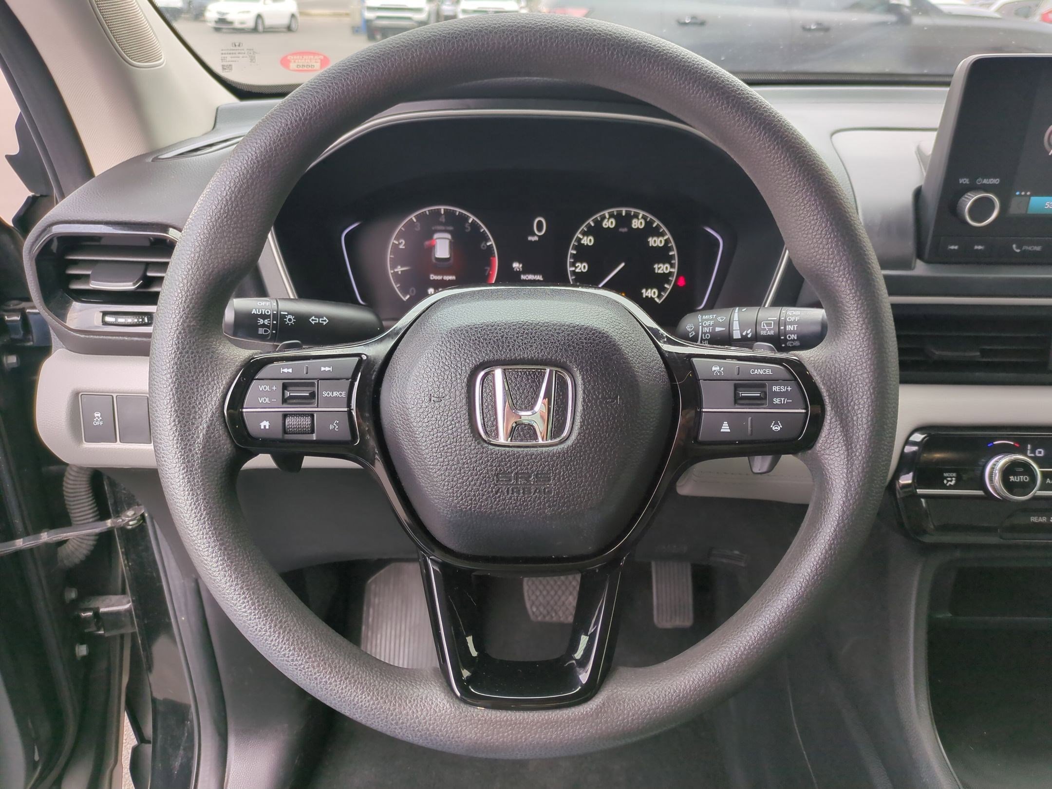 Used 2023 Honda Pilot LX image 19