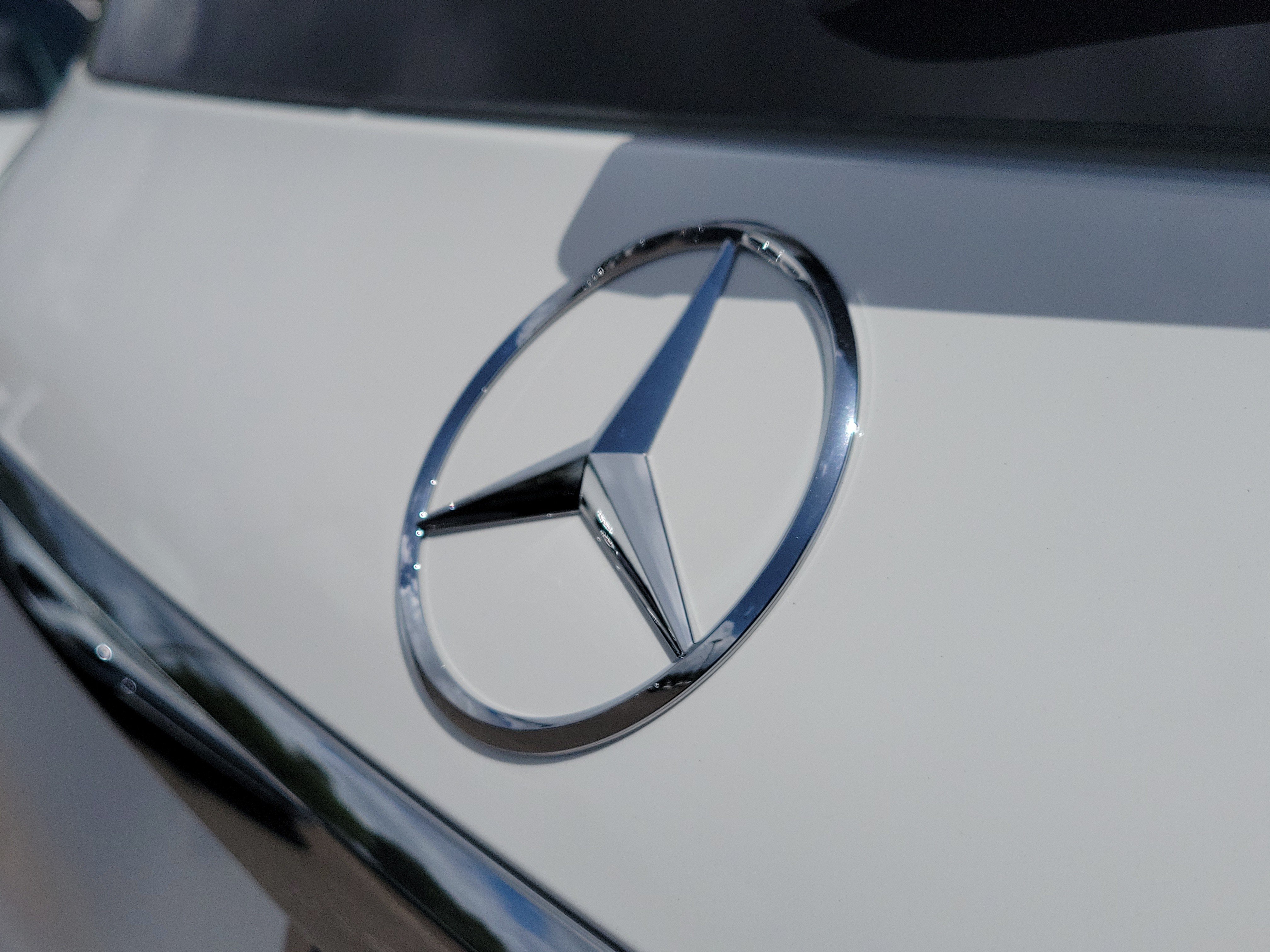 New 2026 Mercedes-Benz GLS 450 4MATIC image 32