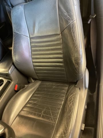 Used 2014 Dodge Challenger SXT RWD image 7