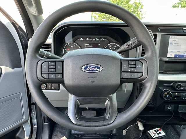 New 2026 Ford F550 4x4 Regular Cab Super Duty image 9