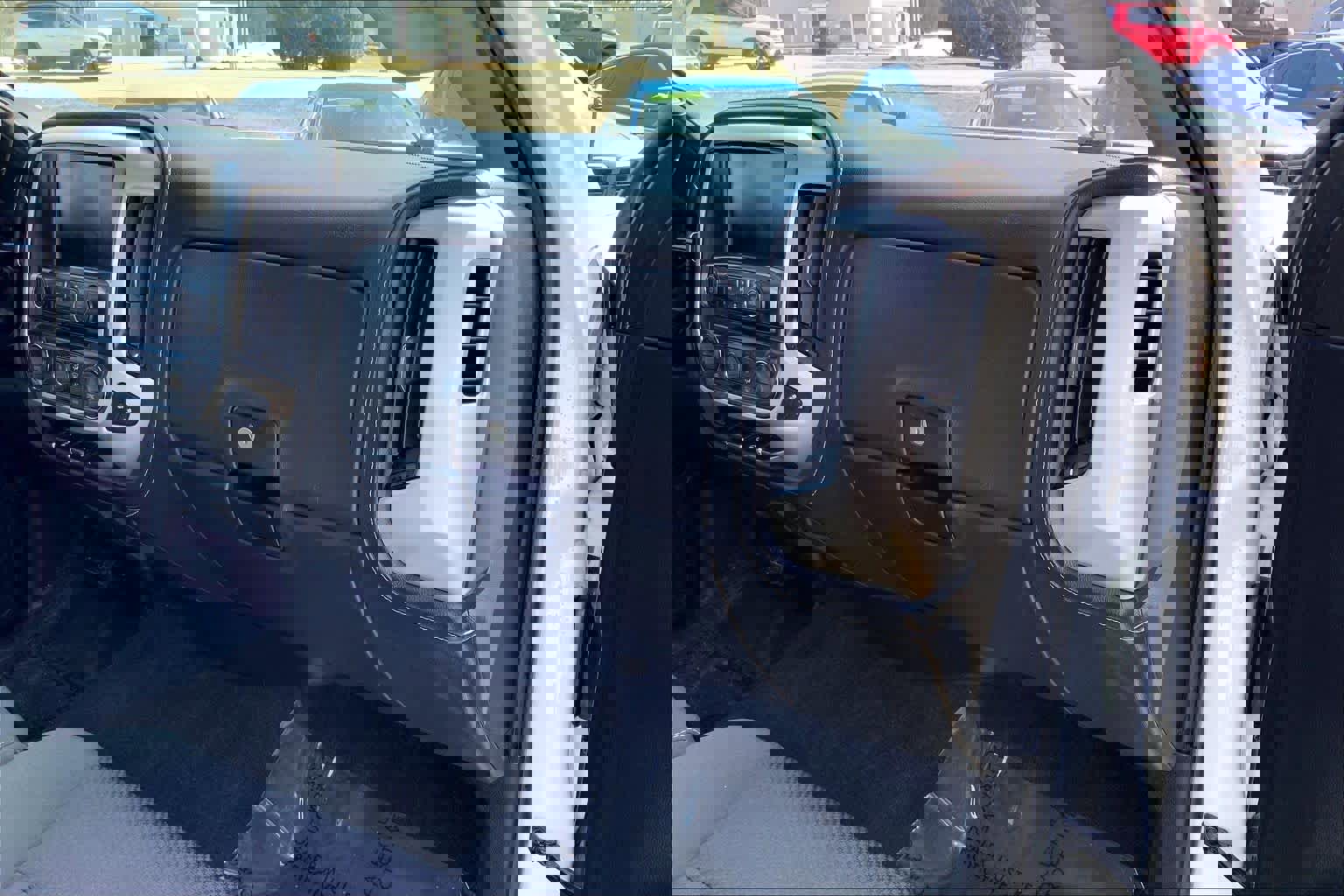 Used 2017 GMC Sierra 1500 SLE w/ SLE Value Package image 17