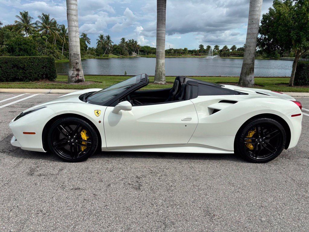 Used 2017 Ferrari 488 Spider RWD image 12