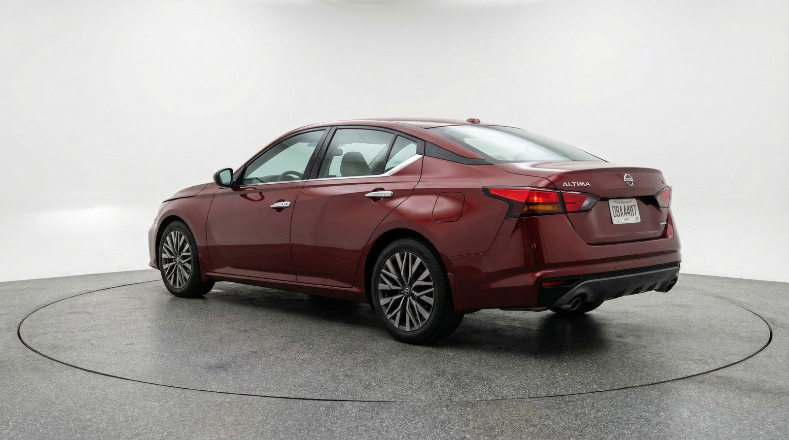 Used 2025 Nissan Altima 2.5 SV FWD image 6