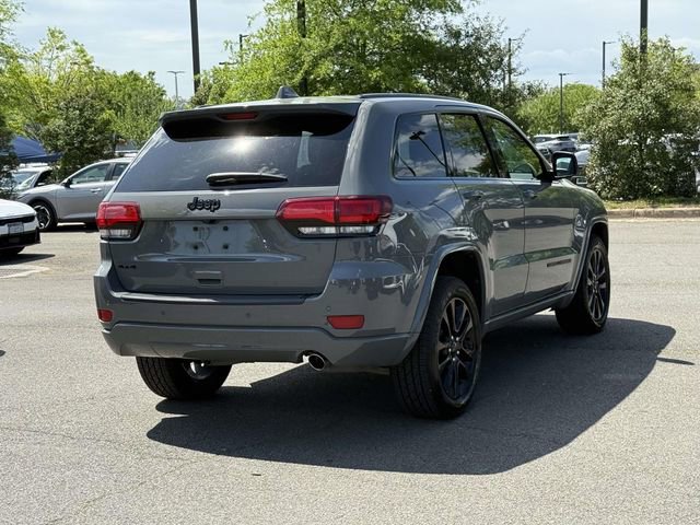 Used 2020 Jeep Grand Cherokee Altitude AWD/4WD image 2