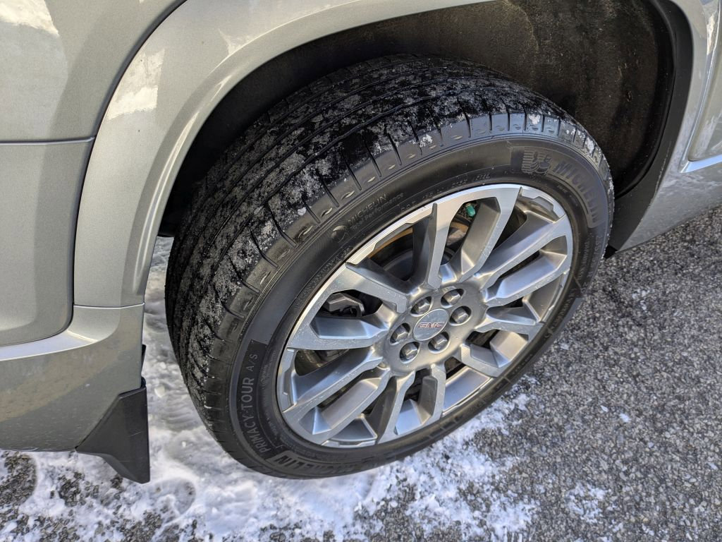 Certified 2023 GMC Acadia Denali w/ Denali Ultimate Package image 37