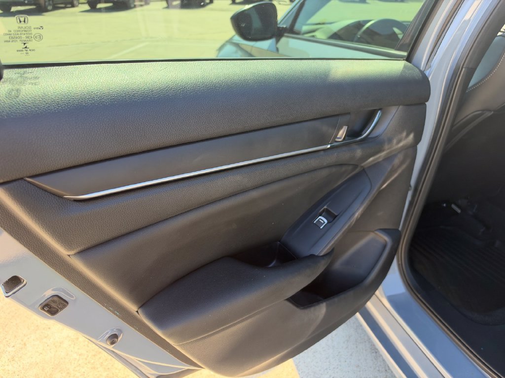 Used 2022 Honda Accord Sport image 15