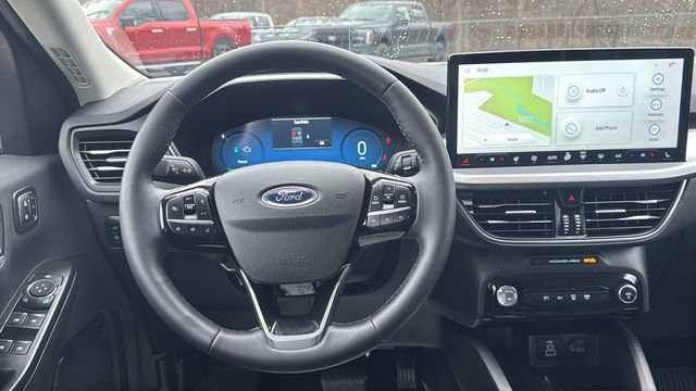 Certified 2024 Ford Escape PHEV w/ PHEV Premium Package image 15