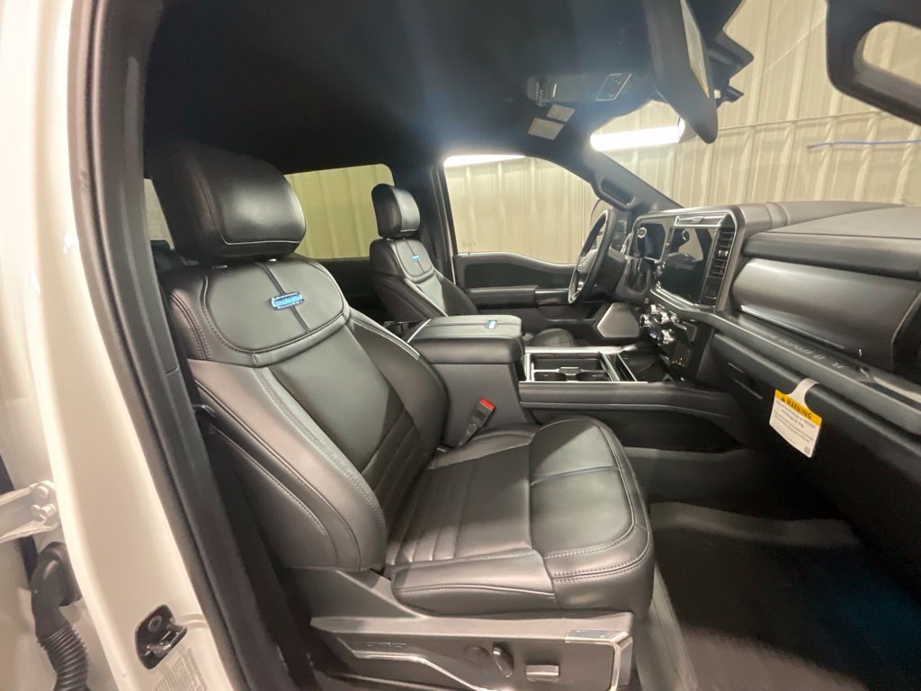 Used 2026 Ford F250 Platinum AWD/4WD image 13