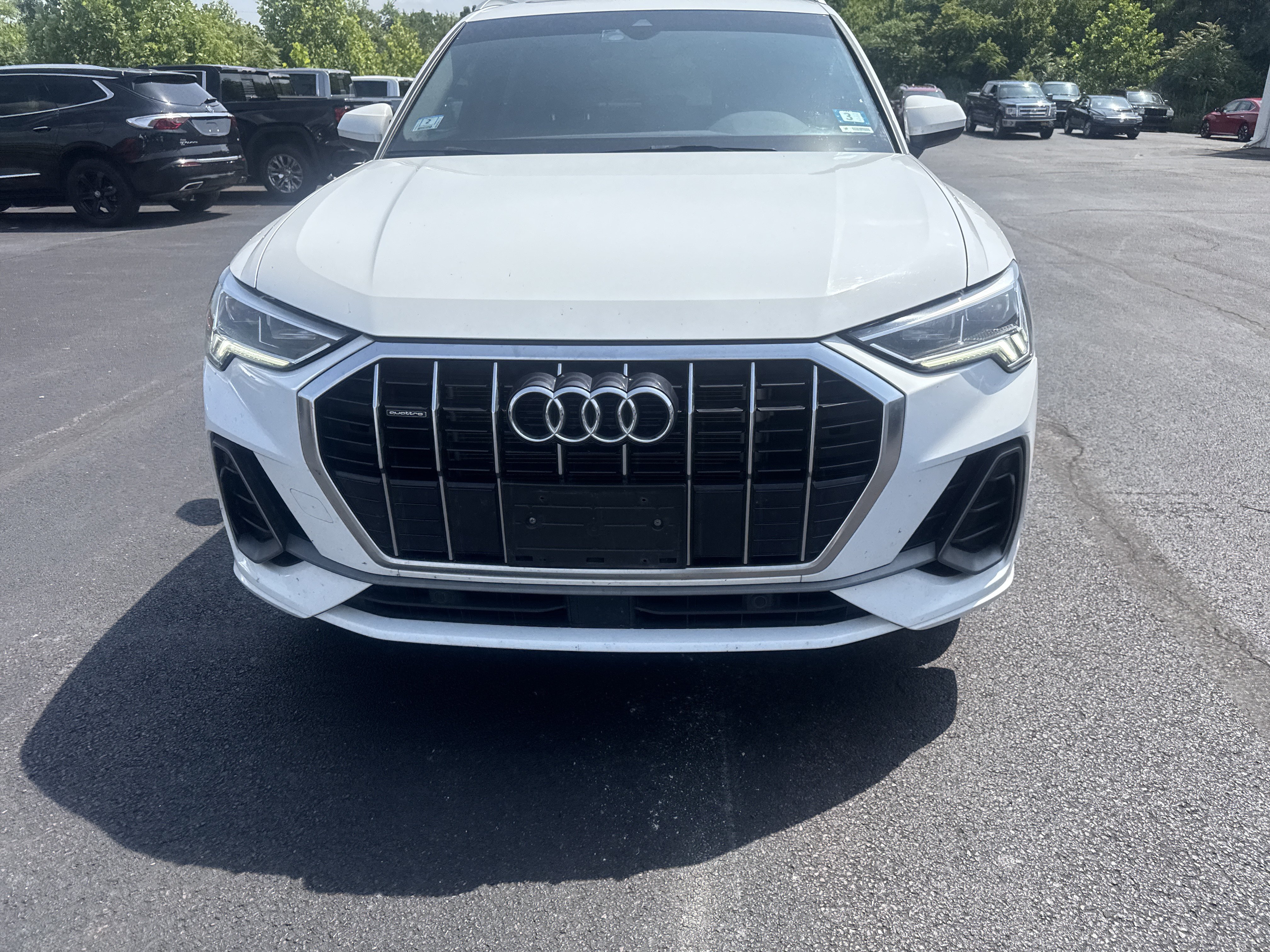 Used 2023 Audi Q3 2.0T Premium AWD/4WD image 9