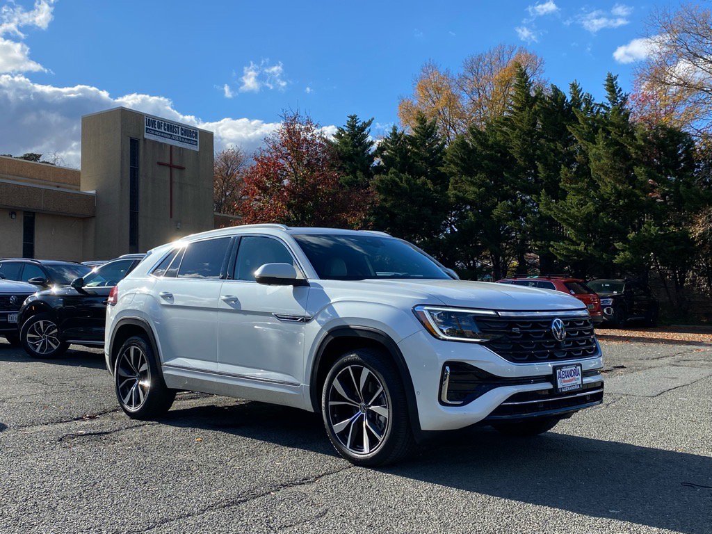 Certified 2025 Volkswagen Atlas Cross Sport SEL Premium R-Line