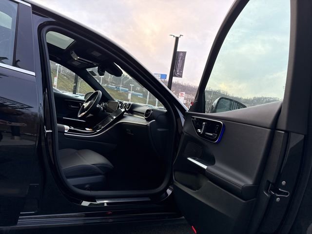 Used 2024 Mercedes-Benz C 300 4MATIC Sedan image 25