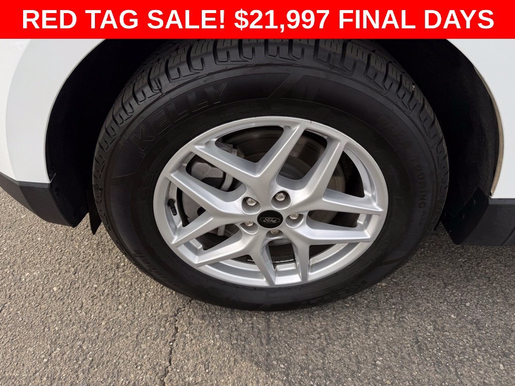 Used 2024 Ford Edge SEL AWD/4WD image 9