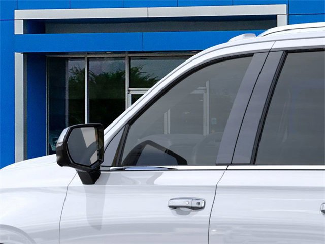 New 2026 Chevrolet Suburban Premier image 12