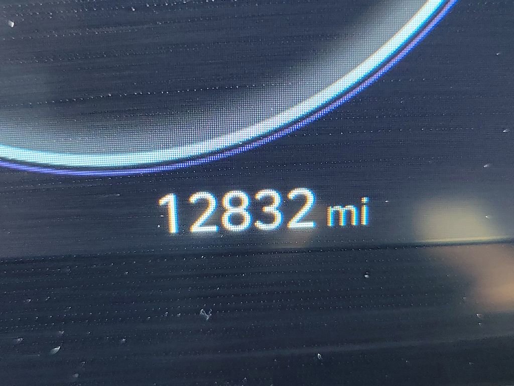 Used 2025 Hyundai Elantra SEL image 25