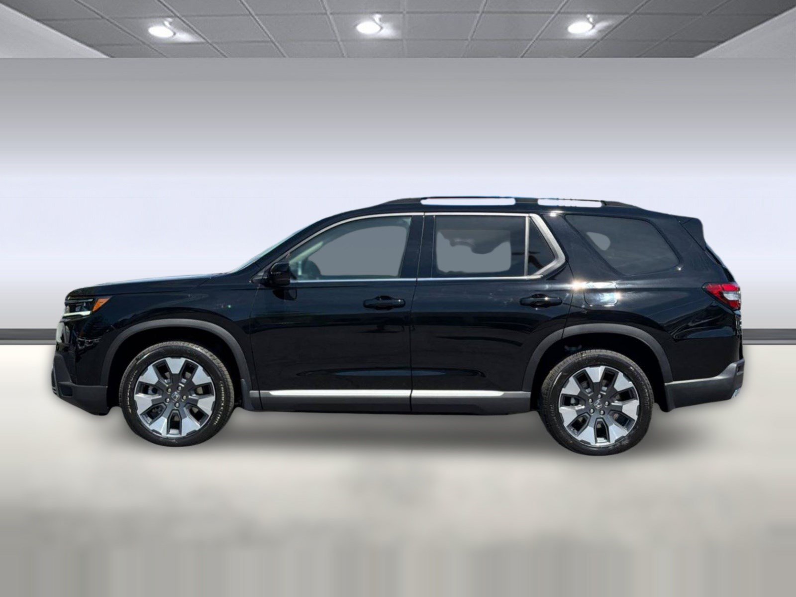 New 2026 Honda Pilot Touring image 2