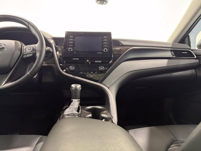Used 2022 Toyota Camry SE w/ Cold Weather Package AWD/4WD image 35