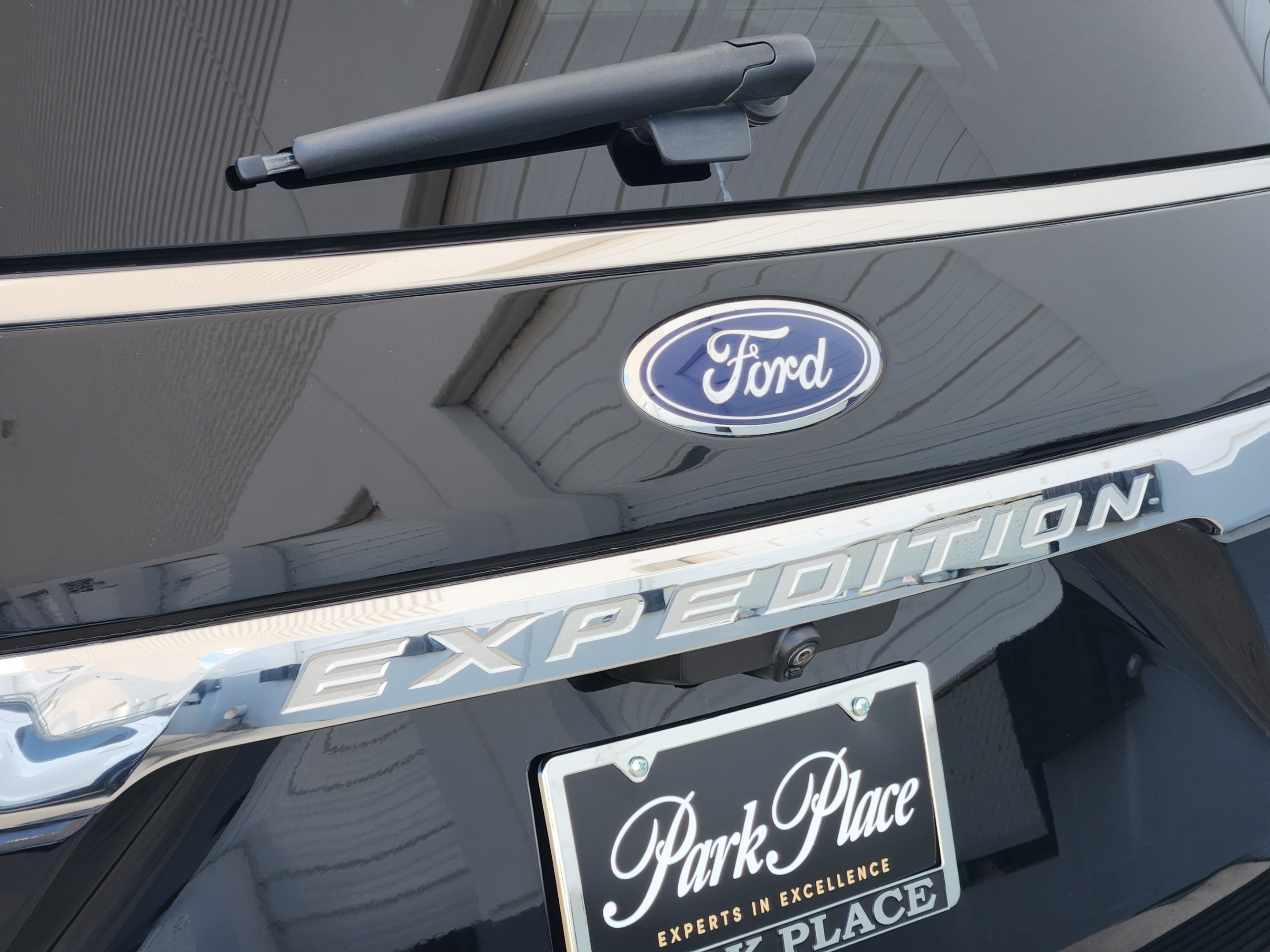 Used 2020 Ford Expedition Max Limited w/ Equipment Group 302A AWD/4WD image 38