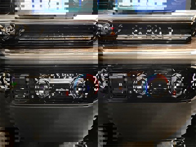 Used 2022 Chevrolet Silverado 1500 LT image 24