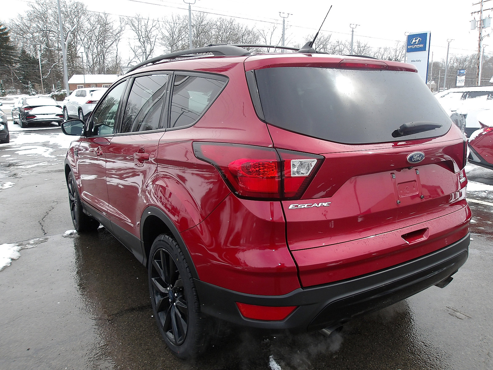 Used 2019 Ford Escape SE image 7