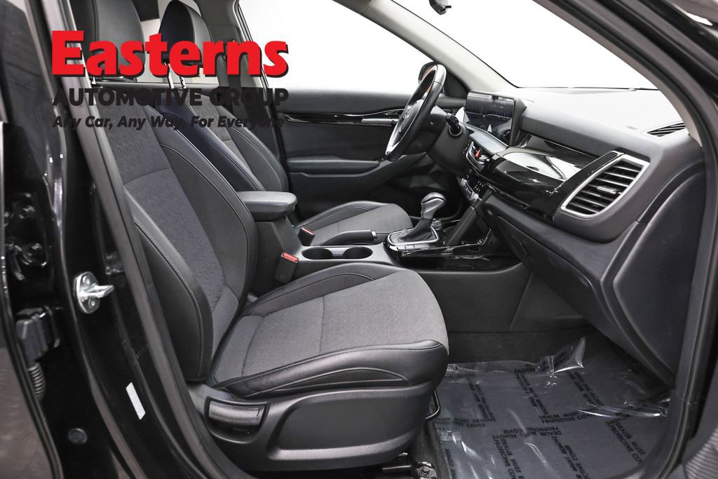 Used 2025 Kia Seltos S FWD image 23