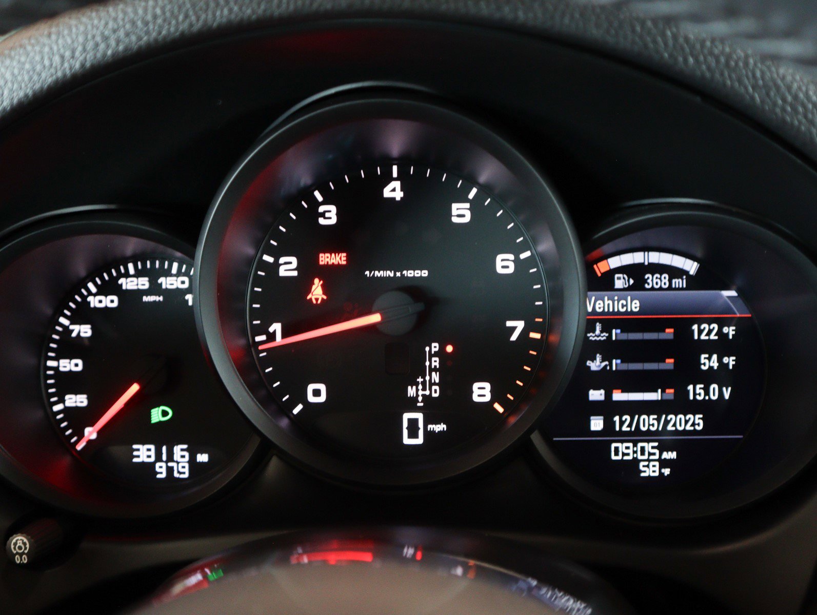 Used 2020 Porsche Macan image 18