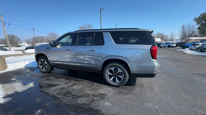 New 2026 GMC Yukon XL AT4 Ultimate image 9